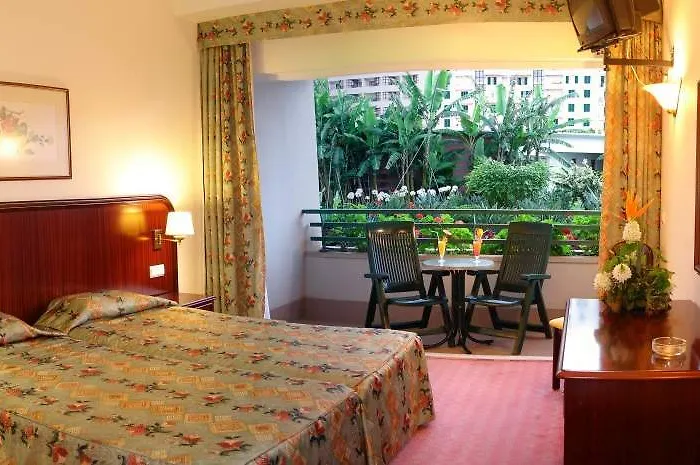 Otel Jardins Da Ajuda