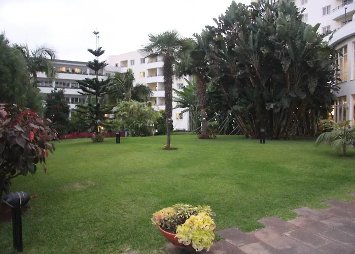 Jardins Da Ajuda 4*