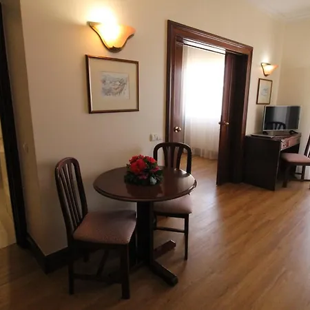 Jardins Da Ajuda 4*
