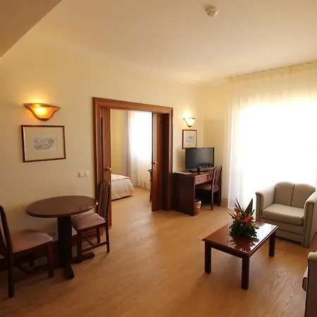 Jardins Da Ajuda 4*