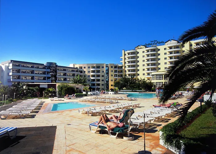 Hotel Jardins Da Ajuda 4*